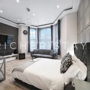 4* Hotel Hackney - En-suite & Amenities